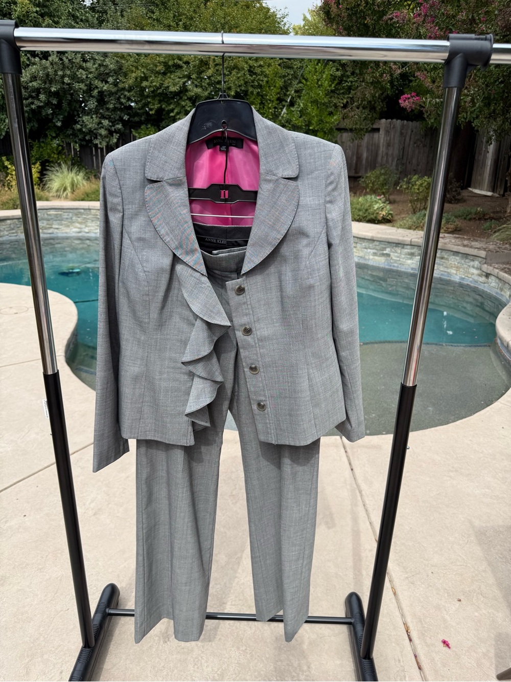 Anne Klein Gray Ruffle Blazer & Pants 2 Piece Suit